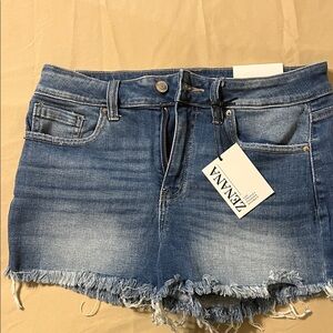 Zenana Outfitters Blue Frayed Denim Shorts